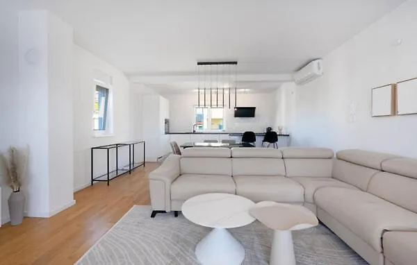 The 44 Appartement Brodarica (Sibenik-Knin)